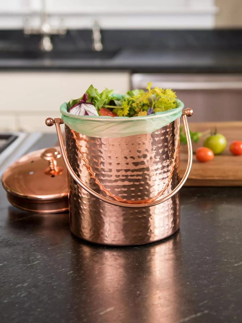 Hammered Copper Compost Pail - Image 2