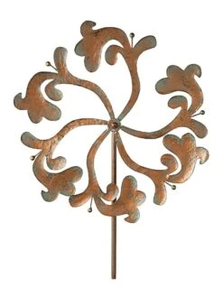 Gardman® Hayward Wind Spinner