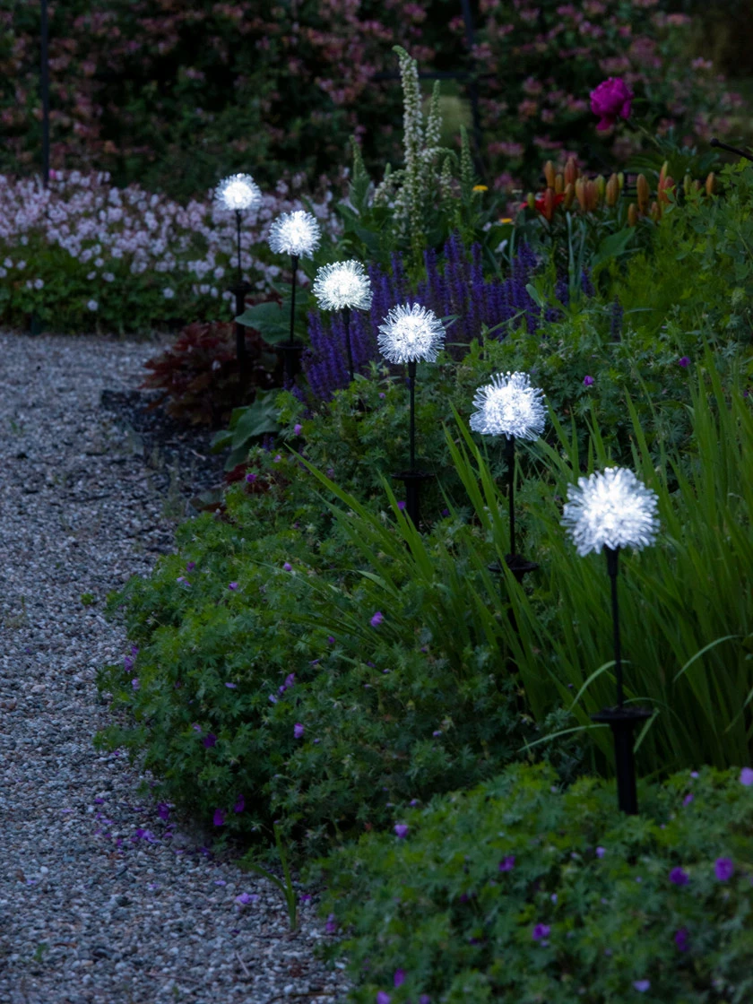 Dandelion Solar Stake - Image 2