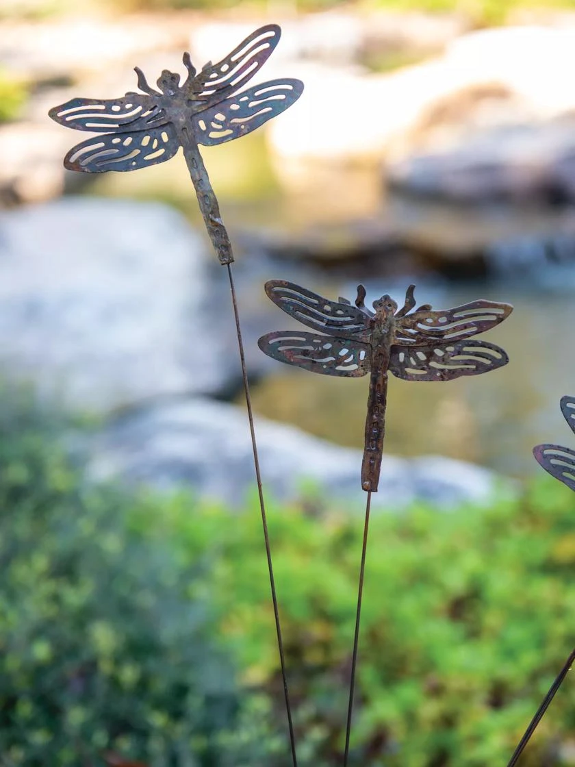 Flutterer Garden Stake - Image 2